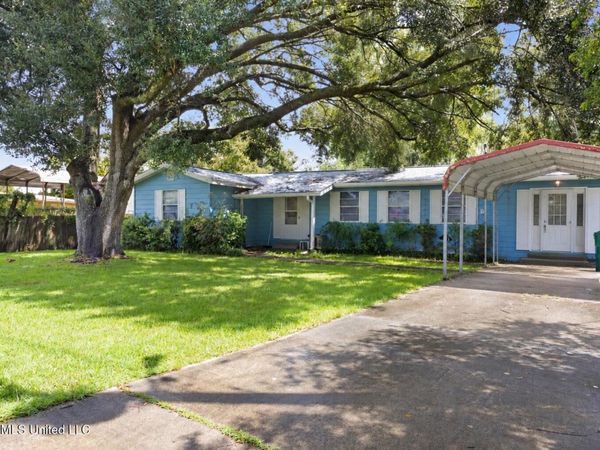3506 Phillips Street, Moss Point, MS 39563