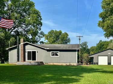 4520 Dutton Road , Iosco Township, Mi 48137