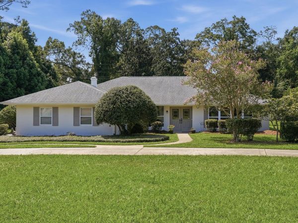 2325 KILLARNEY Way , Tallahassee, FL 32309