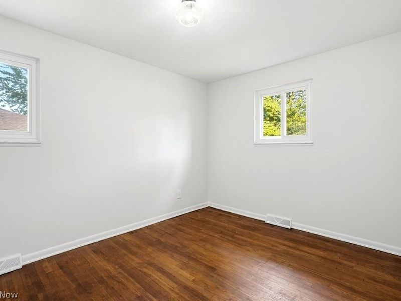766 Radford Drive, Richmond Heights, OH 44143 Photo 26