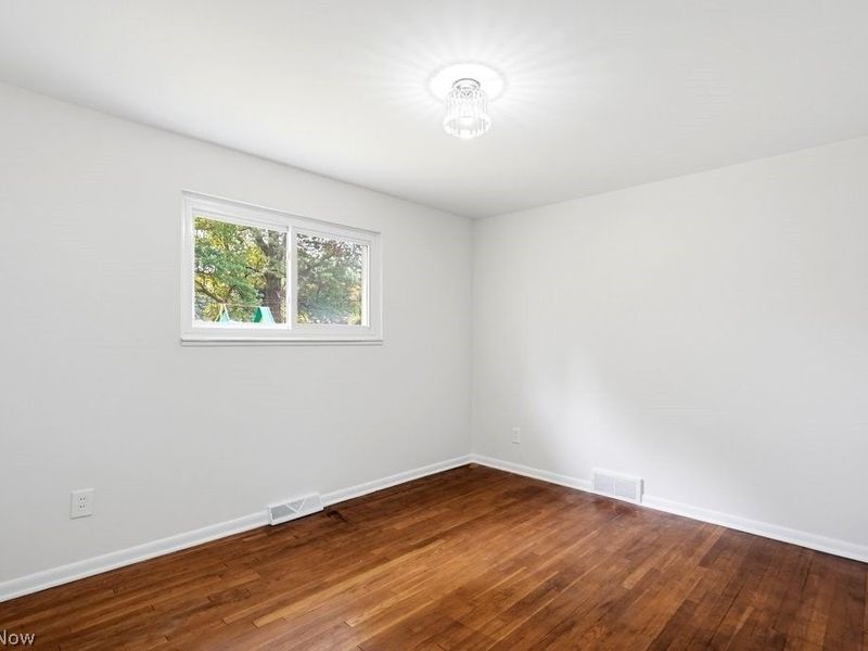 766 Radford Drive, Richmond Heights, OH 44143 Photo 27