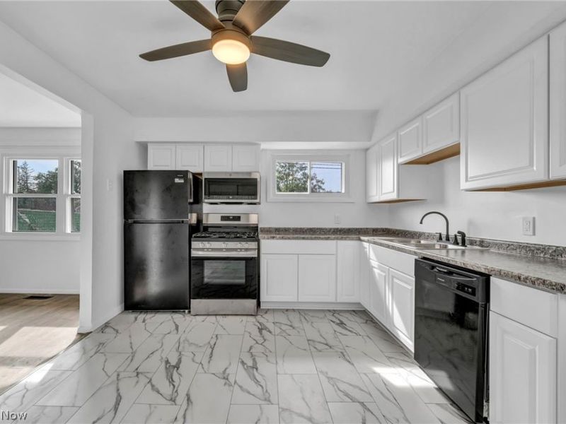 601 Northfield Road, Bedford, OH 44146 Photo 14