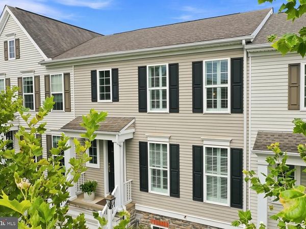 1447 KEEGAN LANE , MECHANICSBURG, PA 17055