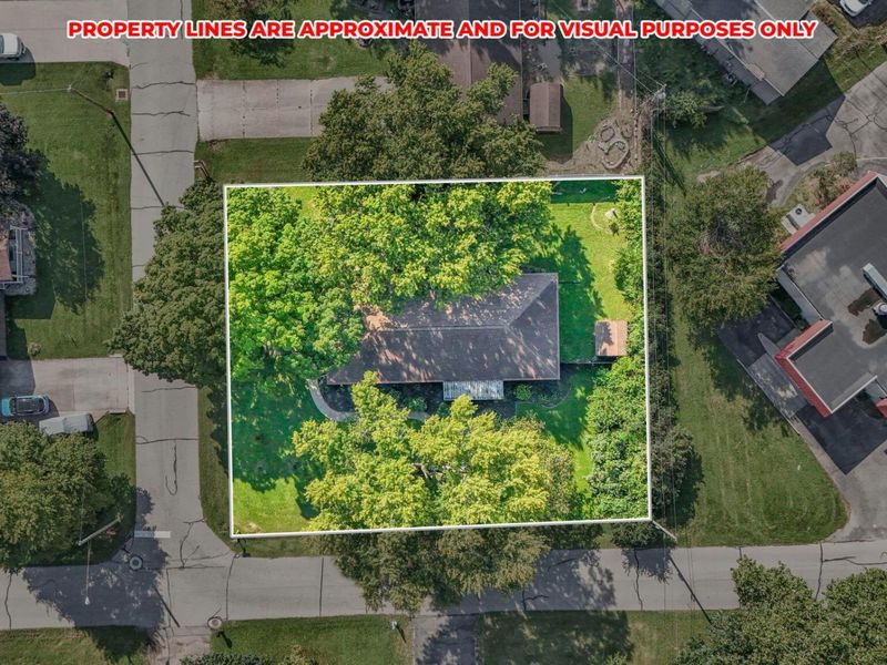 823 Wayne Drive , Heath, OH 43056 Photo 12