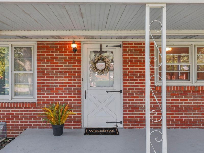 823 Wayne Drive , Heath, OH 43056 Photo 9
