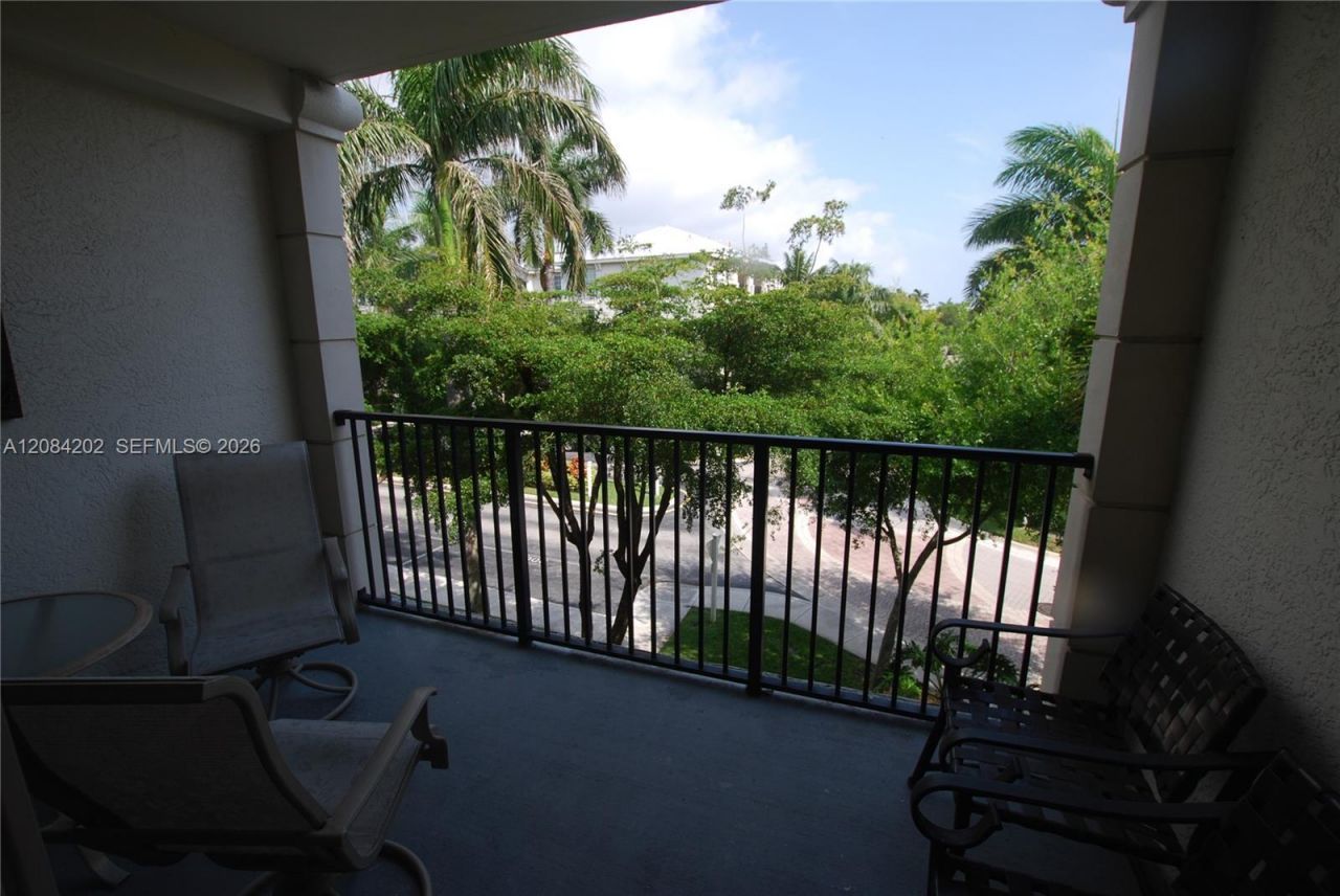 1310 Tuscany Way, Unit 1310, Boynton Beach, FL 33435 Photo