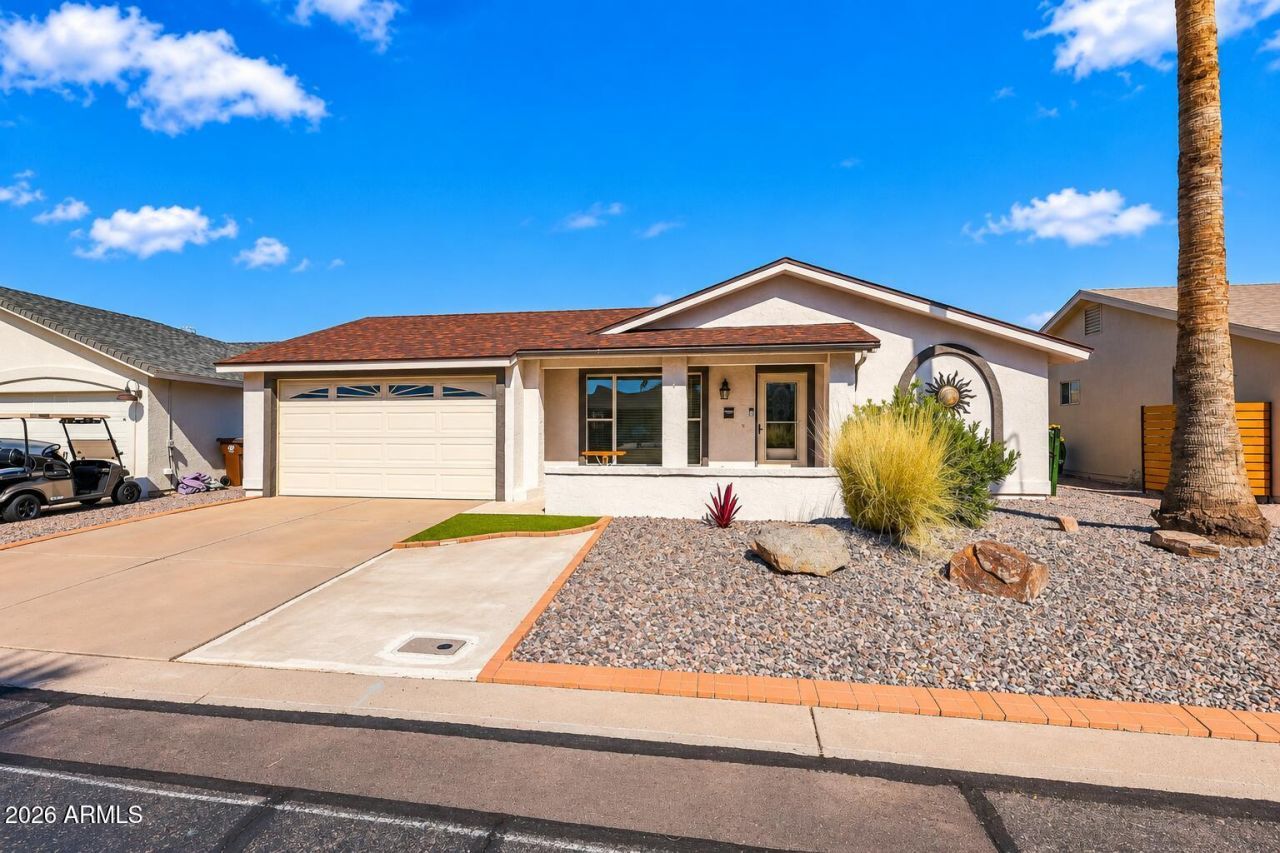 922 S Ember Circle, Mesa, AZ 85208 Main Photo