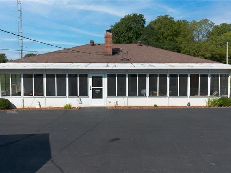 10700 State Line Road, New Paris, OH 45347 Photo 4