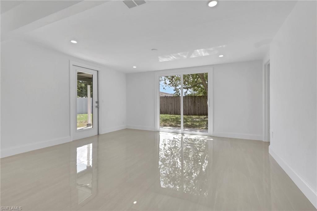 2181 52nd Ln Sw, Naples, FL 34116 Photo