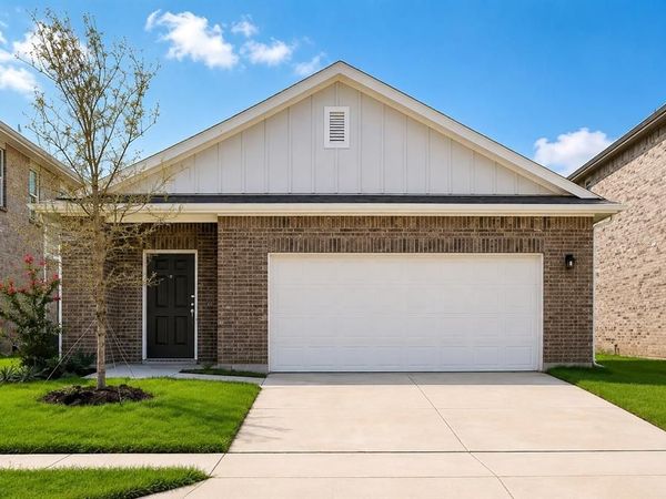 5925 Sahara Drive, Forney, TX 75126