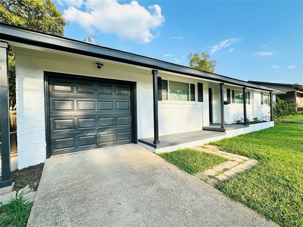 2116 Pinecrest Drive , Tyler, TX 75701