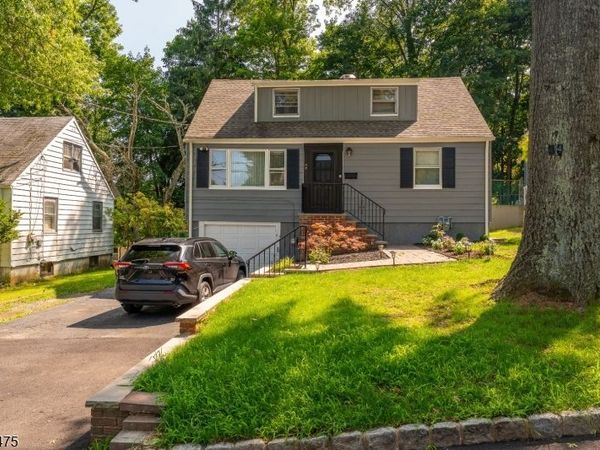 44 Sunnyside Rd, West Orange, NJ 07052