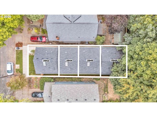 3940 SE IVON ST, Portland, OR 97202