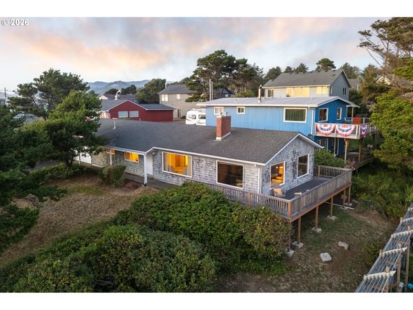 3540 NW KEEL AVE, Lincoln City, OR 97367