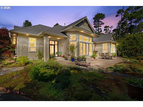 88130 WINDLEAF WAY, Florence, OR 97439