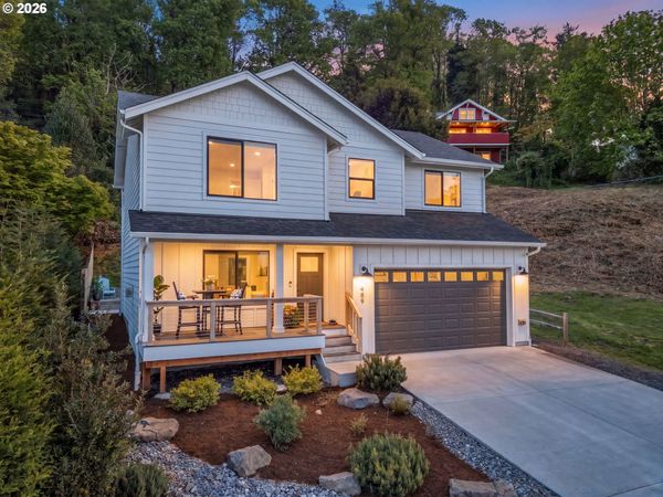 489 HAMBURG AVE, Astoria, OR 97103