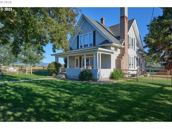 84525 WALKER LN, Joseph, OR 97846