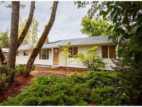 395 E 46TH AVE, Eugene, OR 97405