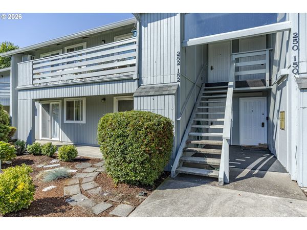 650 HARLOW RD, Unit 152, Springfield, OR 97477