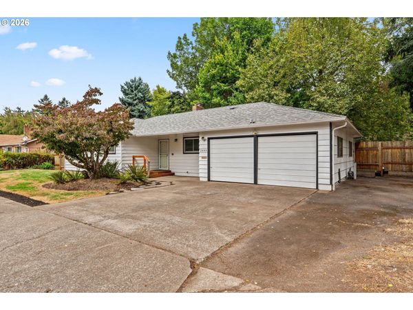2593 HONEYSUCKLE WAY, Salem, OR 97301
