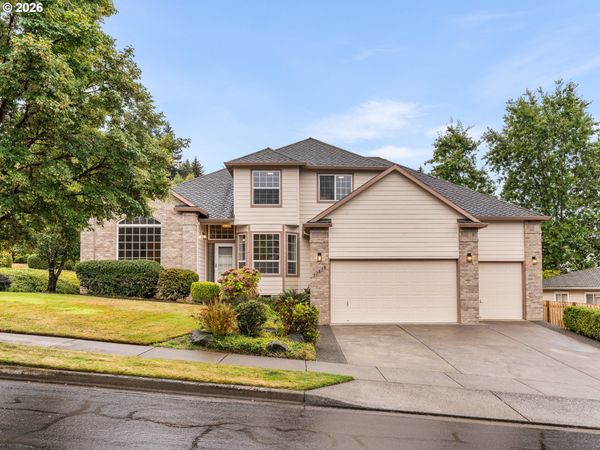 13456 SE Snowfire DR, Happy Valley, OR 97086