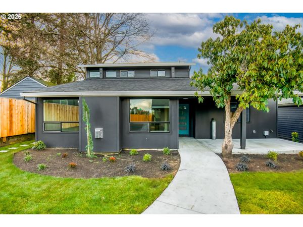 4525 NE 37TH AVE, Portland, OR 97211
