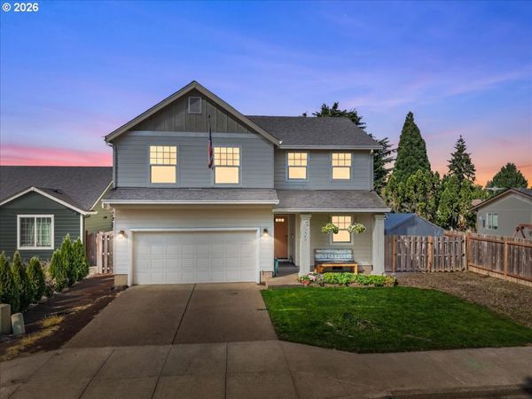 228 E 12TH ST, Lafayette, OR 97127