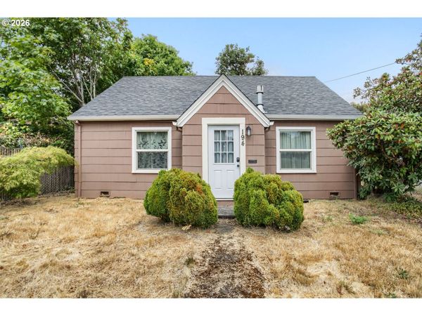 194 S ELM ST, Canby, OR 97013