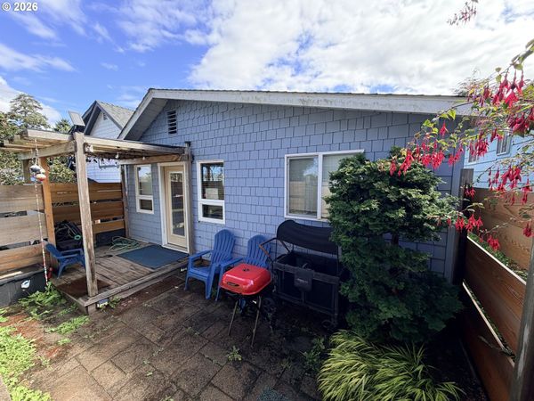 206 S FALCON ST, Rockaway Beach, OR 97136