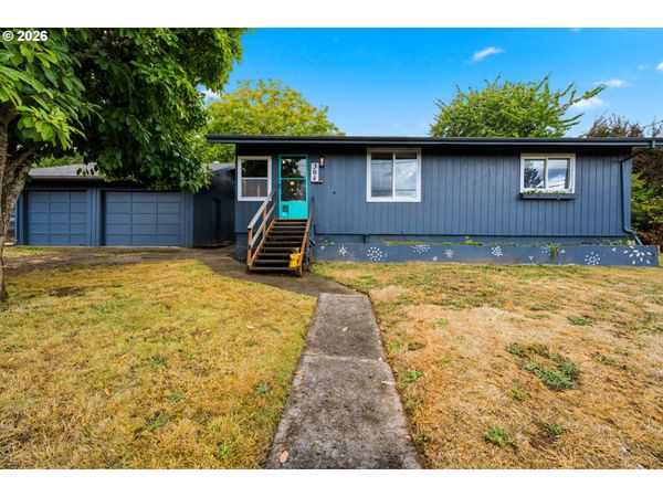304 2ND ST, Gaston, OR 97119