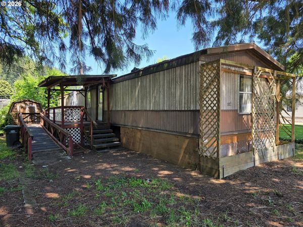440 DIVISION AVE, Drain, OR 97435