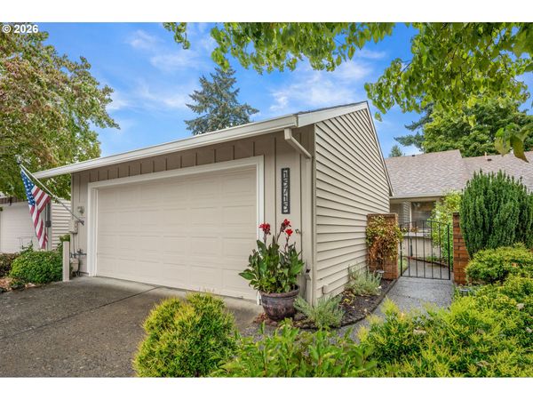 15715 SW OAKHILL LN, Portland, OR 97224