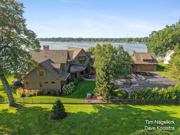 4023-2 Grandview Drive, Shelbyville, MI 49344