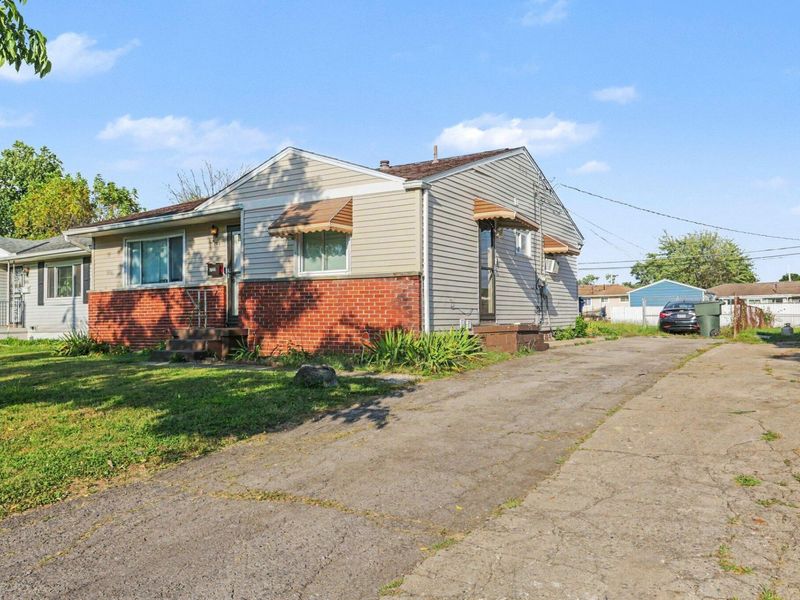 1844 Kelton Avenue , Columbus, OH 43207 Photo 2