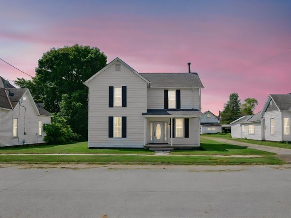 15 Maple Street , Jeffersonville, OH 43128