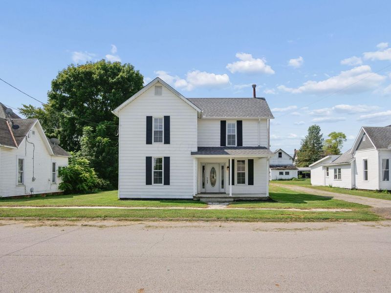 15 Maple Street, Jeffersonville, OH 43128 Photo 2