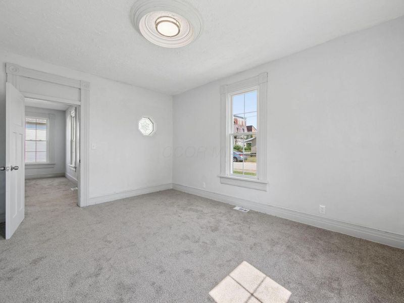 15 Maple Street, Jeffersonville, OH 43128 Photo 7