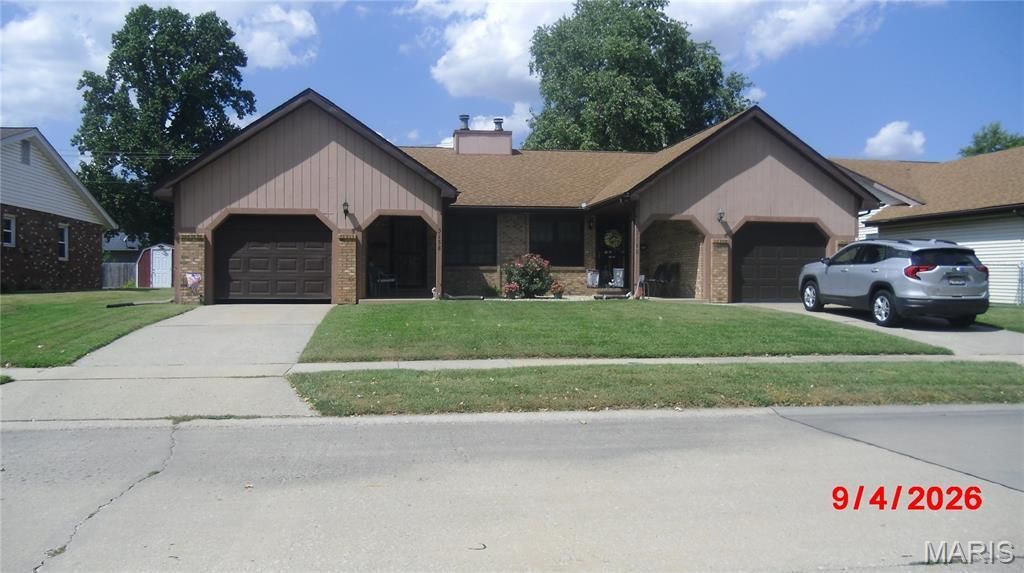 3158 Yale Drive, Granite City, IL 62040 Main Photo