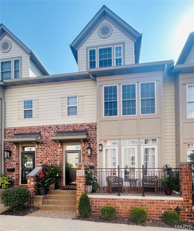 212 Pullman Place , Saint Louis, MO 63122 Main Photo