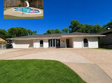 7229 Martha Lane, Fort Worth, TX 76112