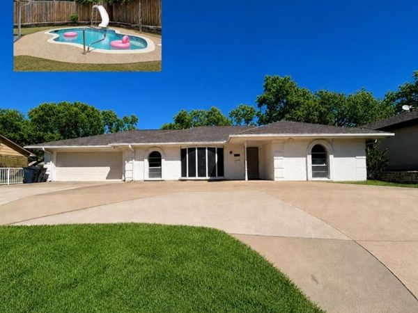 7229 Martha Lane, Fort Worth, TX 76112