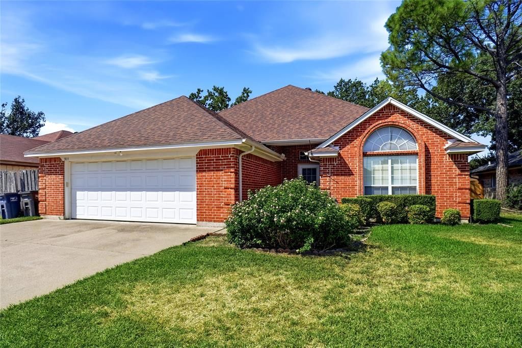 7413 Crosswicks Circle, Fort Worth, TX 76137 Main Photo