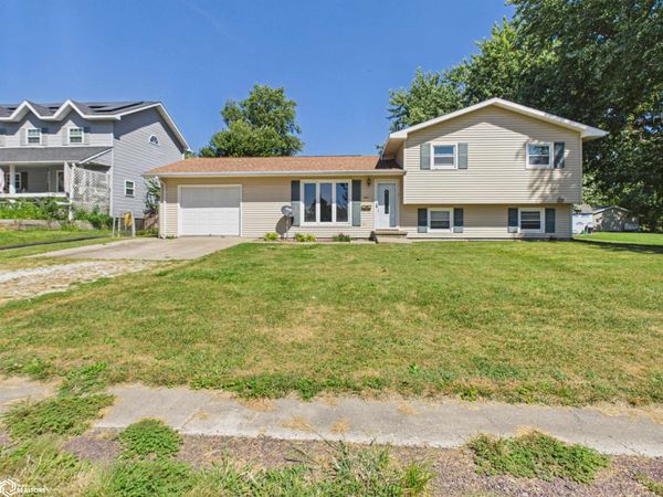 1991 Church, Hamilton, IL 62341