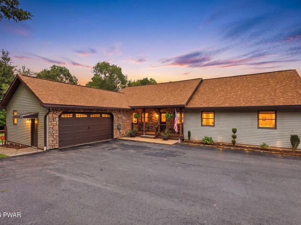 1284 Crosstown Highway , Lakewood, PA 18439