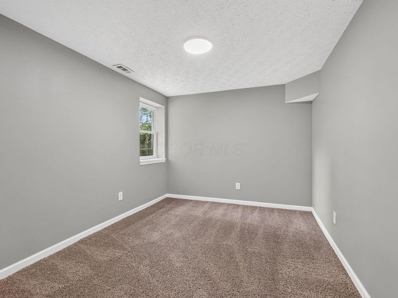 3548 Hines Road , Columbus, OH 43230 Photo 29