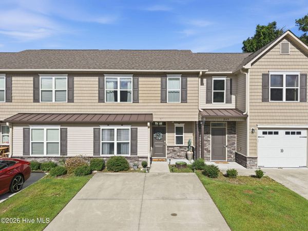 243 Boyington Place Road, Midway Park, NC 28544