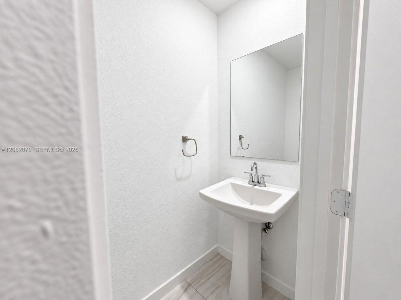 2419 SE 11th St, Homestead, FL 33035 Photo