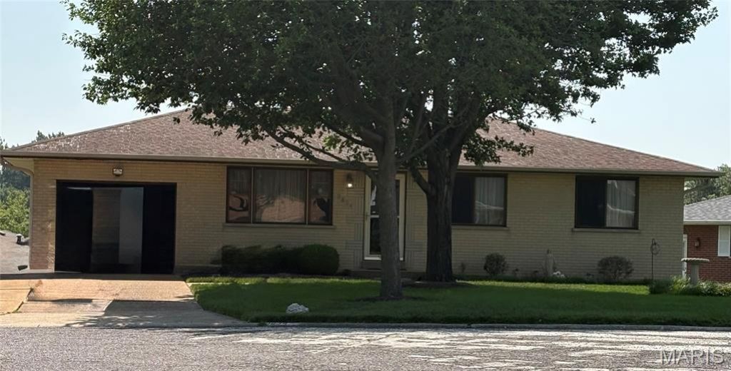 9834 Las Vegas Drive, Saint Louis, MO 63126 Main Photo
