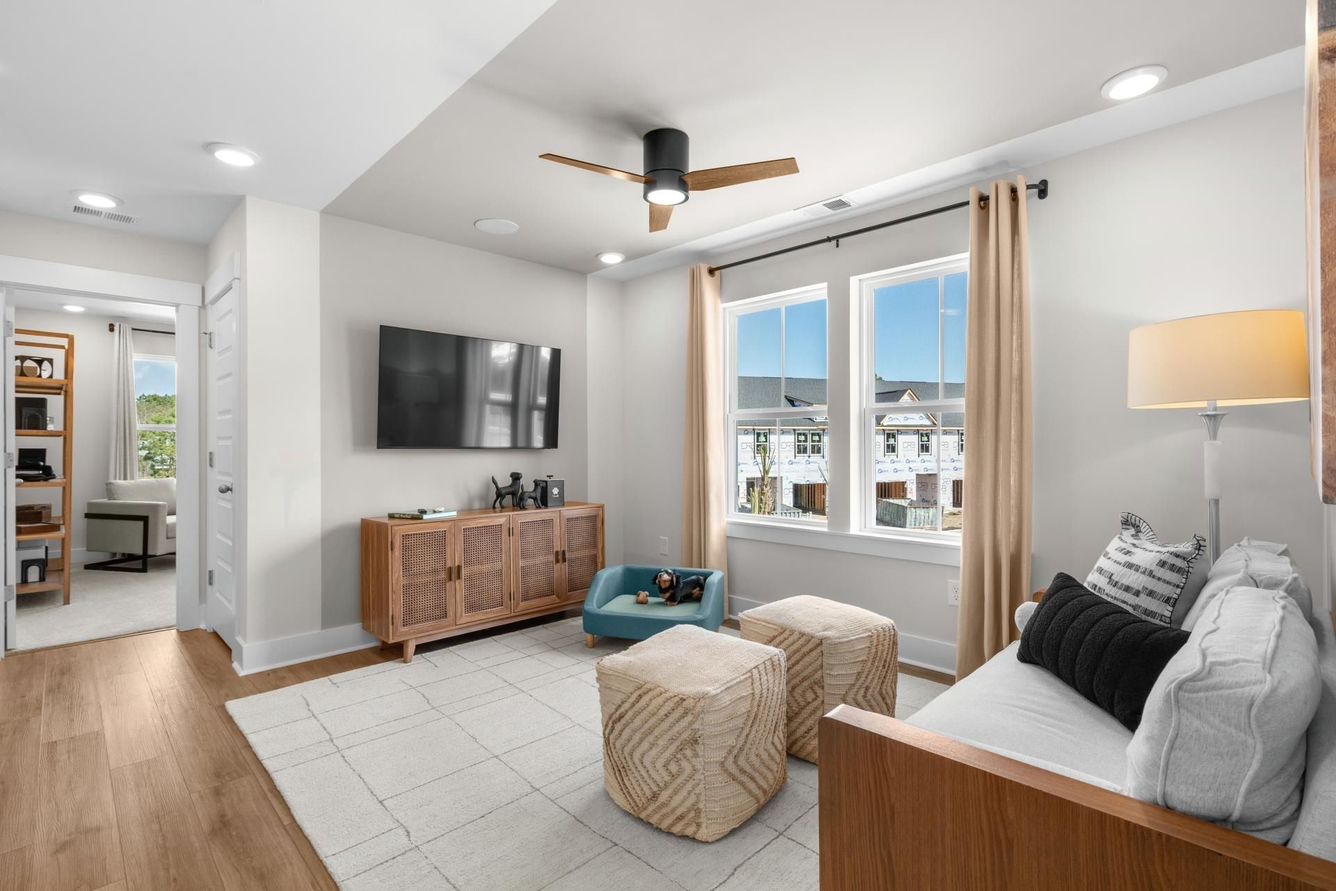 2744 Summer Breeze Ln  Photo 28