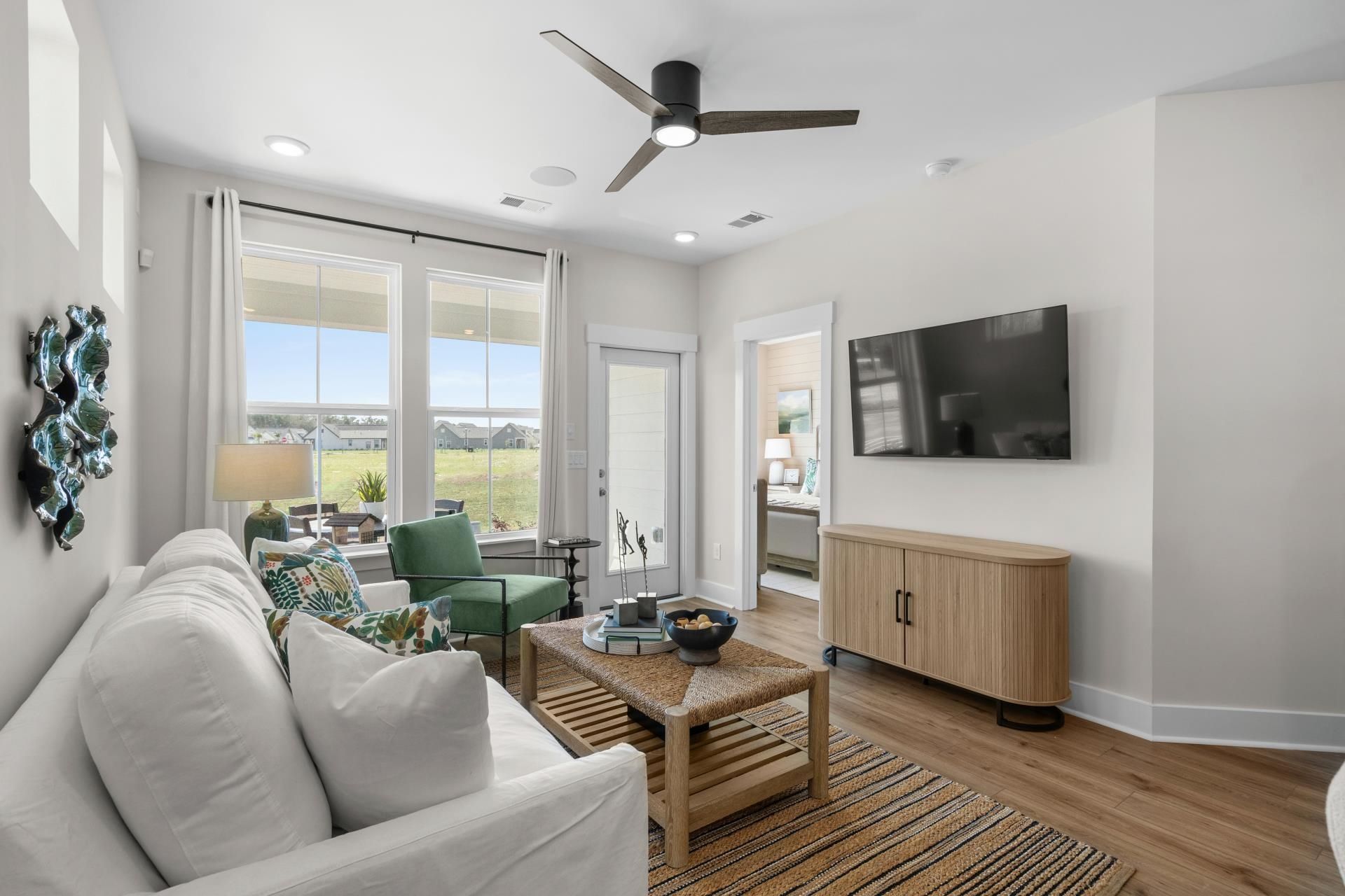 2744 Summer Breeze Ln  Photo 7